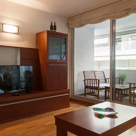 Lets Holidays Excellent Next 7 Lägenhet *